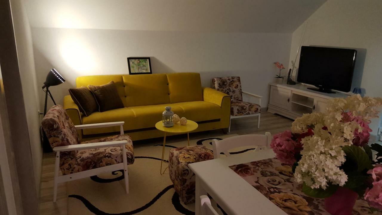 Apartment Kalimero Otočac Eksteriør billede