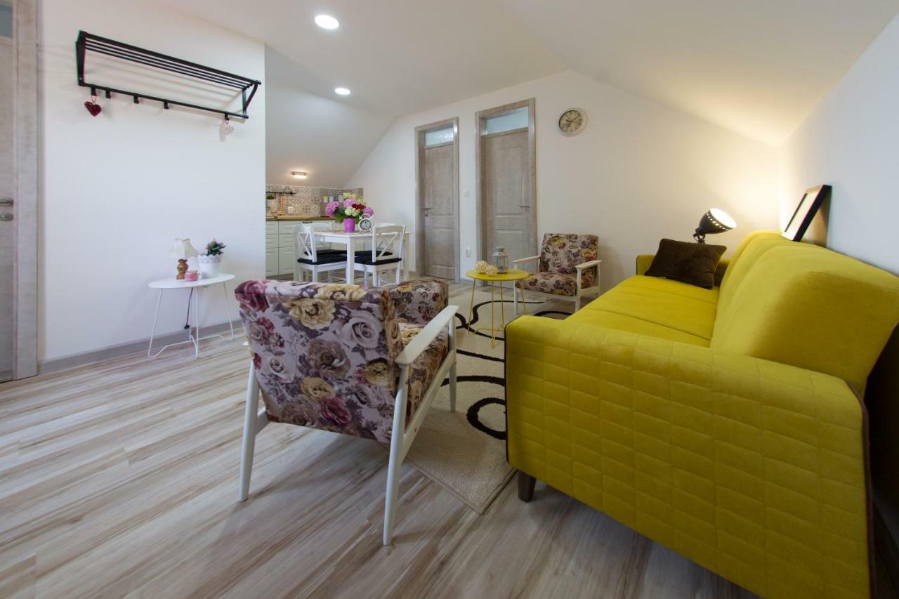 Apartment Kalimero Otočac Eksteriør billede